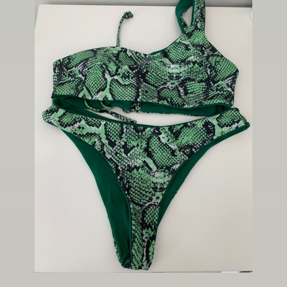 Amazon bikini set